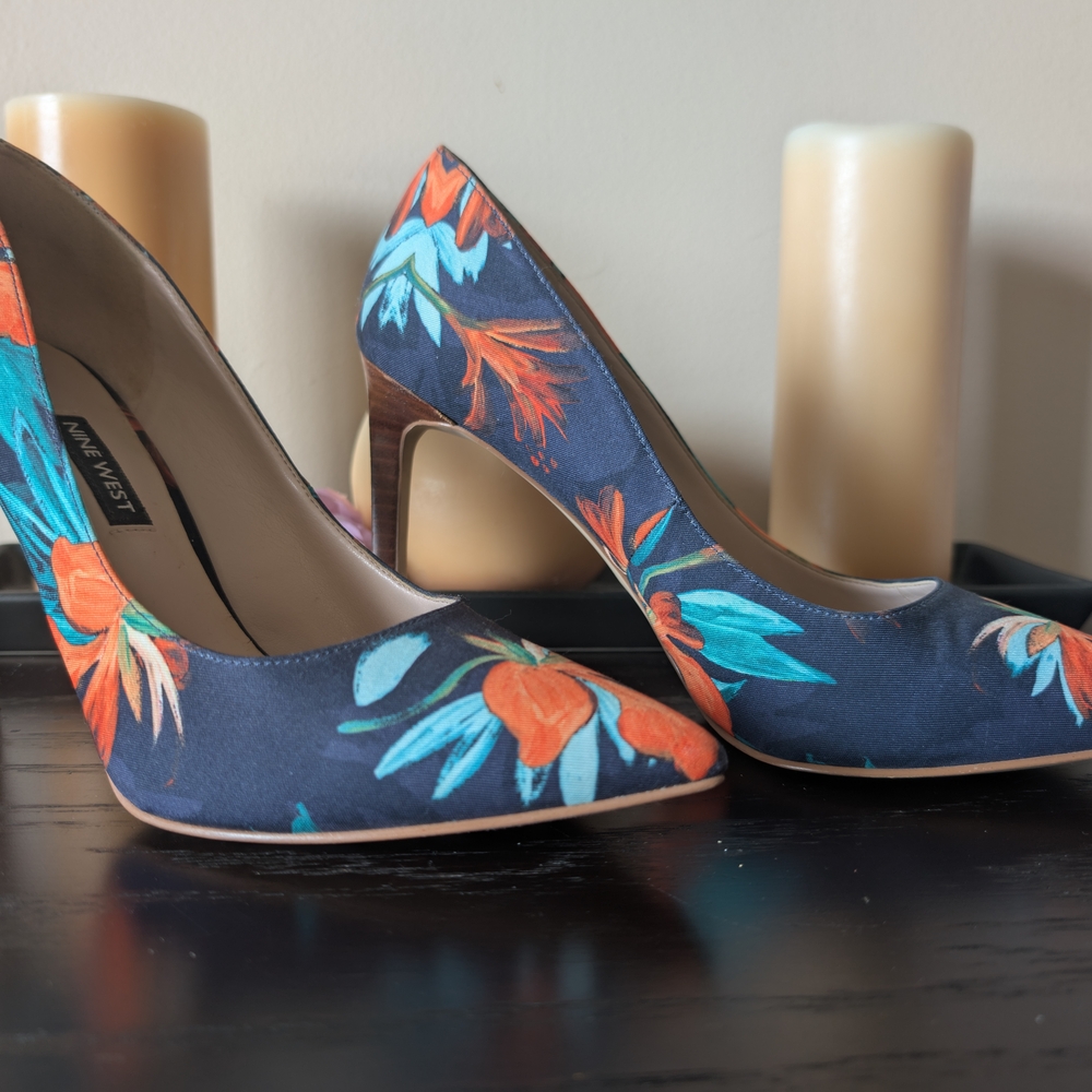 Nine West Blue and Orange Floral Heels Elegant Pumps
